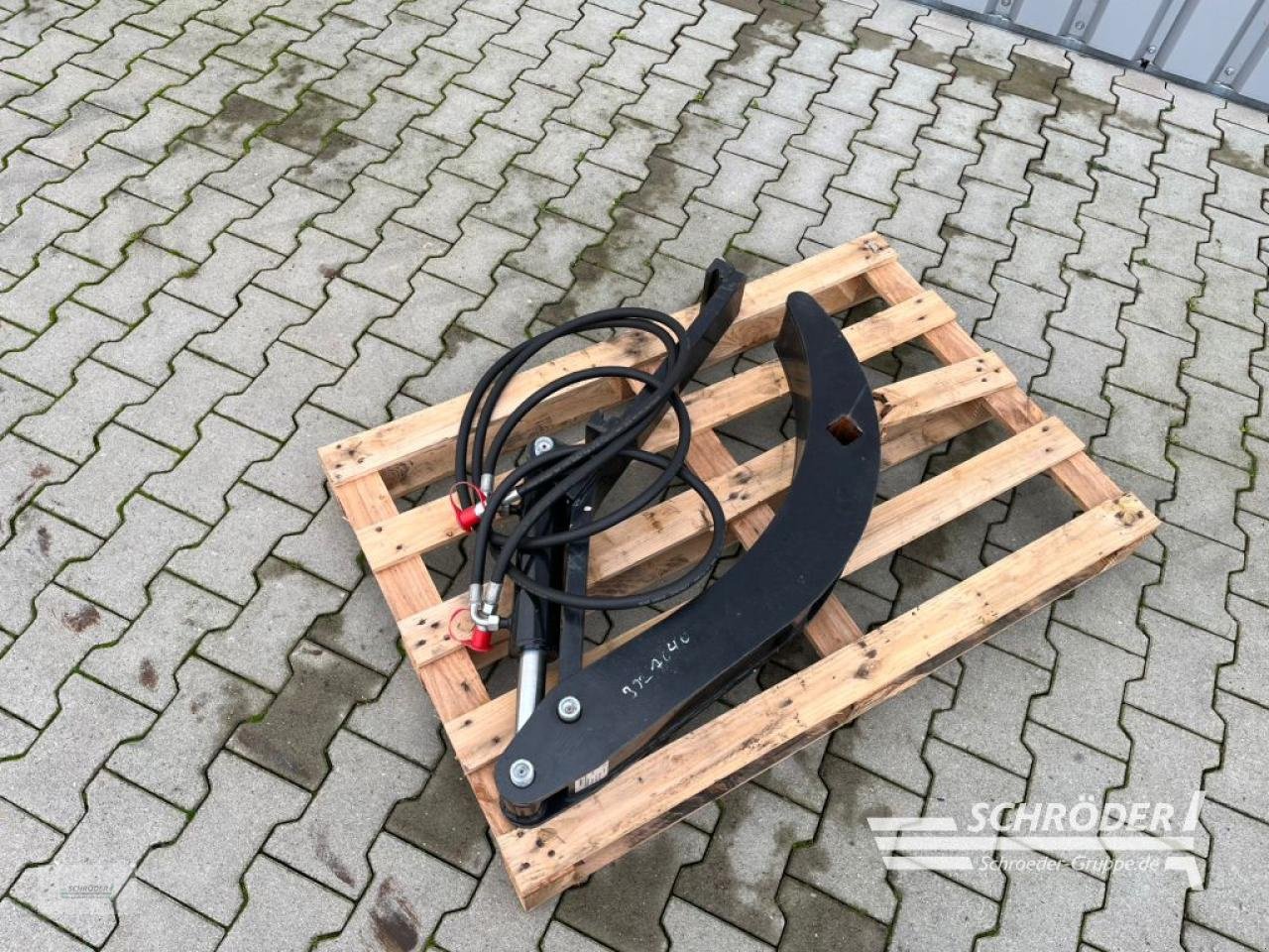 Sonstige Industriemaschinen typu Düvelsdorf ISO-OBERGREIFER FÜR PALETTENGABEL, Neumaschine v Scharrel (Obrázek 2)