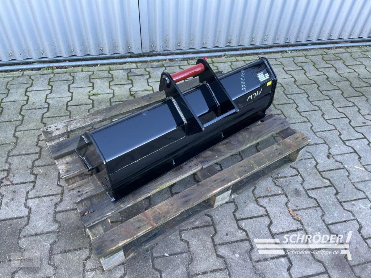 Sonstige Industriemaschinen Türe ait Sonstige GRABENRÄUMLÖFFEL 1,00 M, Gebrauchtmaschine içinde Wildeshausen (resim 1)