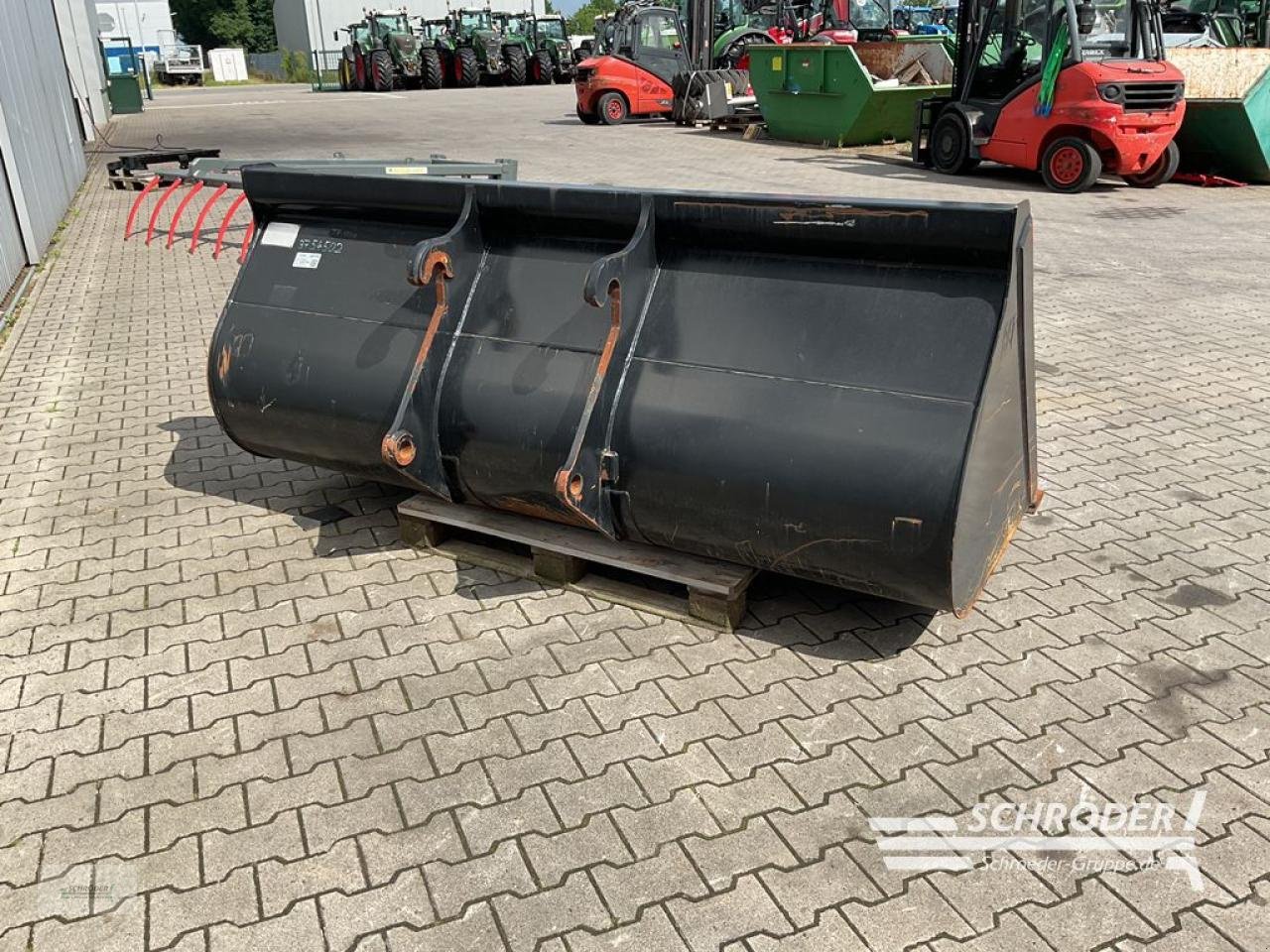 Sonstige Industriemaschinen Türe ait Sonstige LEICHTGUTSCHAUFEL 2,50 M³ MIT U-MESSER, Gebrauchtmaschine içinde Wildeshausen (resim 3)