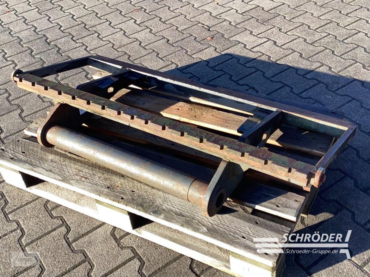 Sonstige Industriemaschinen des Typs Sonstige PALETTENGABELTRÄGER 1,50 M, Gebrauchtmaschine in Lastrup (Bild 2)