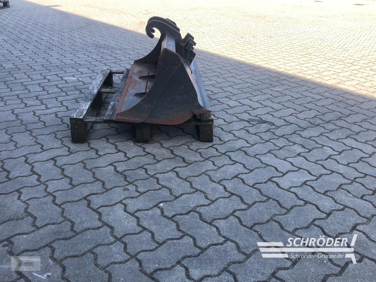 Sonstige Industriemaschinen typu Sonstige SCHAUFEL GRABENRÄUMLÖFFEL 1,30 M, Gebrauchtmaschine v Wildeshausen (Obrázek 3)