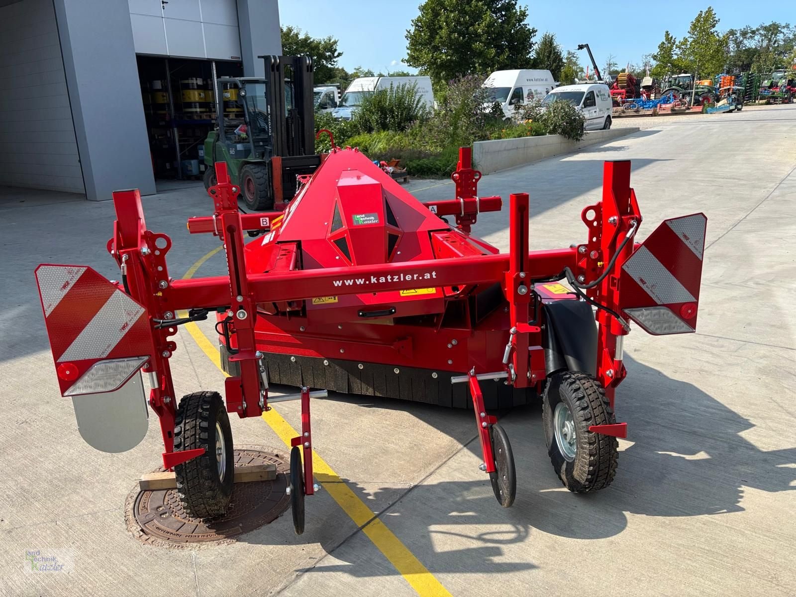 Sonstige Kartoffeltechnik van het type Grimme Zwiebelkrautschläger VT 170 Heck, Neumaschine in Deutsch-Wagram (Foto 4)