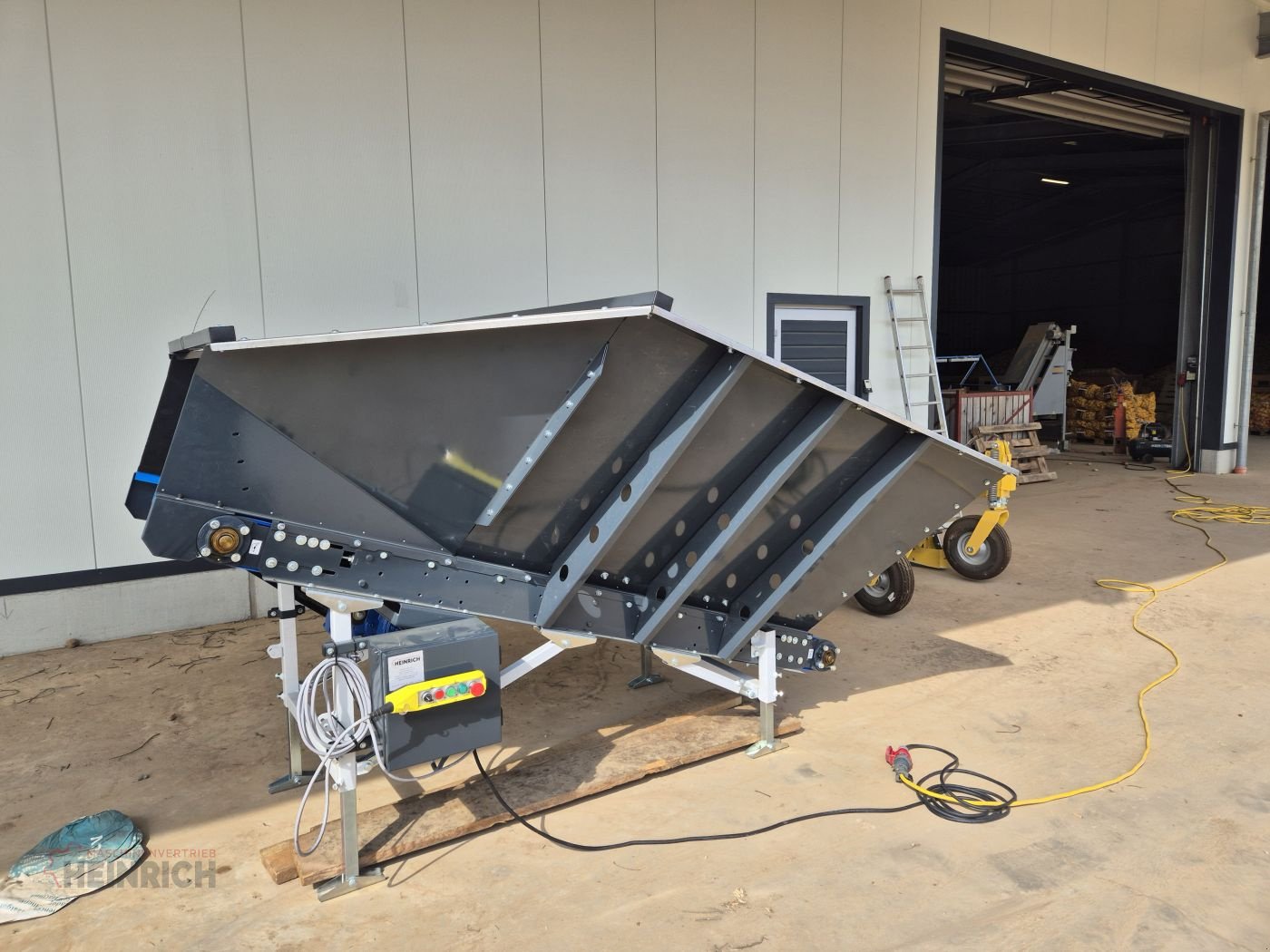 Sonstige Kartoffeltechnik typu KMK ZB I Dosierbunker Bunker Vorratsbunker, Neumaschine v Ehekirchen (Obrázek 3)