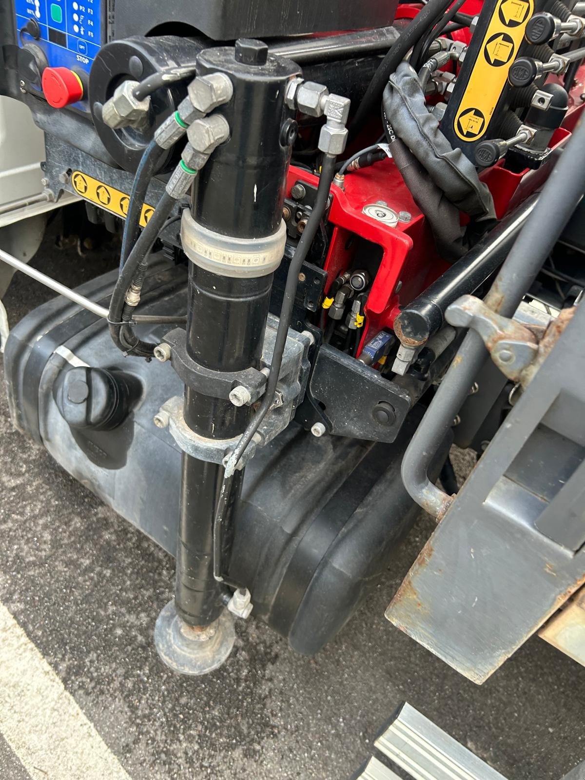 Sonstige Krane типа HMF 810K-RC, Gebrauchtmaschine в Kastelruth (Фотография 8)