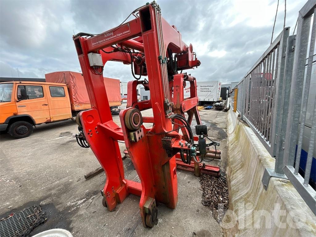Sonstige Krane des Typs Sonstige HG1T-6000, Gebrauchtmaschine in Düsseldorf (Bild 4)