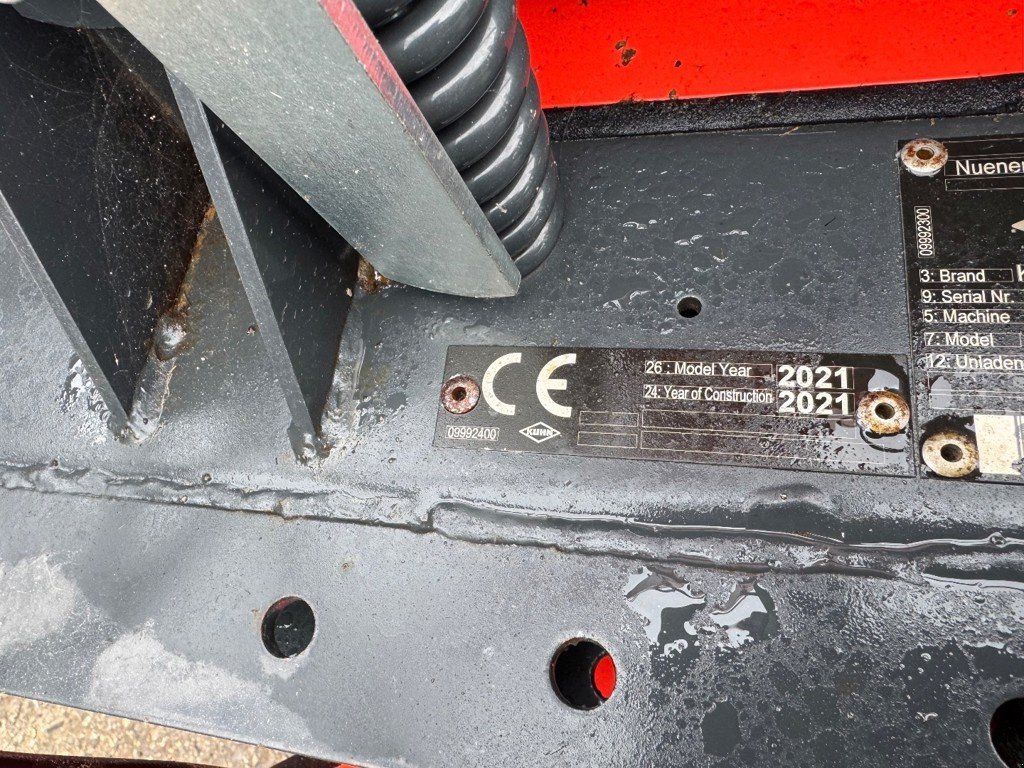Sonstige Ladewägen Türe ait Kuhn MC 180 S QUATTRO, Gebrauchtmaschine içinde Rovray (resim 6)
