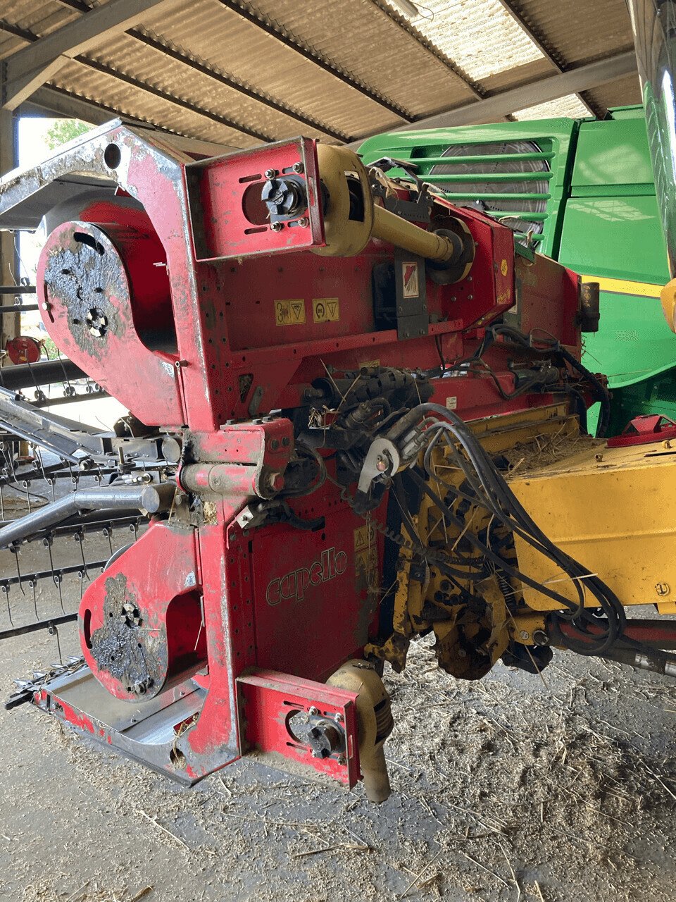 Sonstige Mähdrescherteile Türe ait Capello Sonstiges, Gebrauchtmaschine içinde Plestan (resim 2)