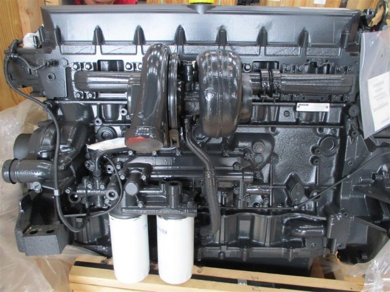 Sonstige Mähdrescherteile типа CNH Brand new unused combine engine - F3AE0684P E905 - CR9040-CR9060-CR9065-CR9070 - NR 21, Gebrauchtmaschine в Lintrup (Фотография 1)