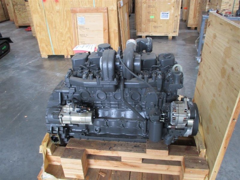Sonstige Mähdrescherteile du type CNH Brand new unused combine engine - F4GE9684R J602 - ENGINE 504360958 - 84159125 - NR 16, Gebrauchtmaschine en Lintrup (Photo 1)