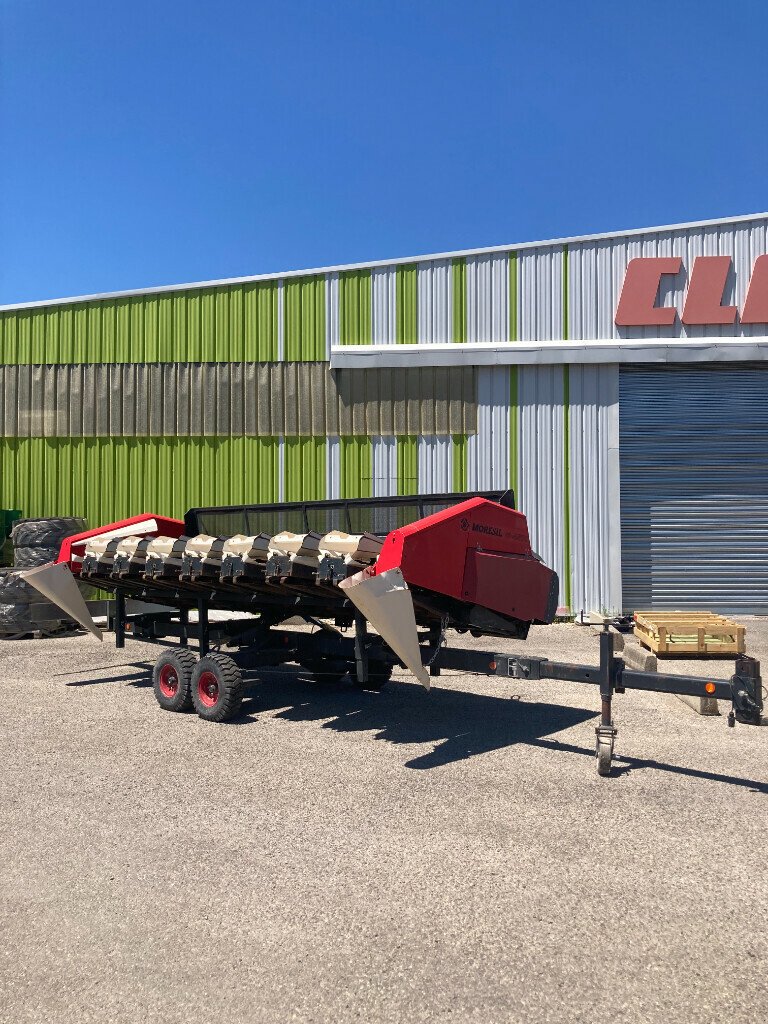 Sonstige Mähdrescherteile типа Moresil COUPE A TOURNESOL, Gebrauchtmaschine в SAINT ANDIOL (Фотография 1)