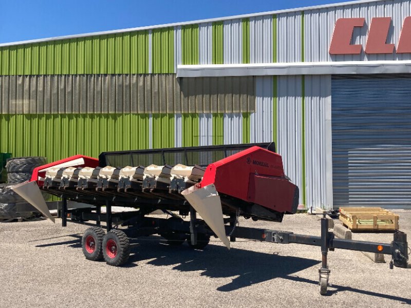 Sonstige Mähdrescherteile tip Moresil COUPE A TOURNESOL, Gebrauchtmaschine in SAINT ANDIOL (Poză 1)