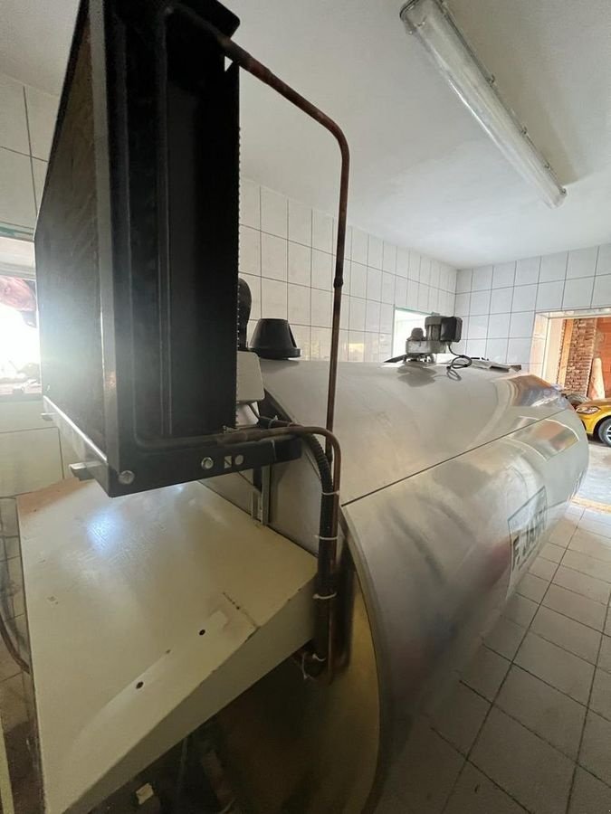 Sonstige Melktechnik & Kühltechnik des Typs Alfa Laval Kühltank CH2600 m. Reinigung u. Aggregat, Gebrauchtmaschine in St. Peter am Freienstein (Bild 3)