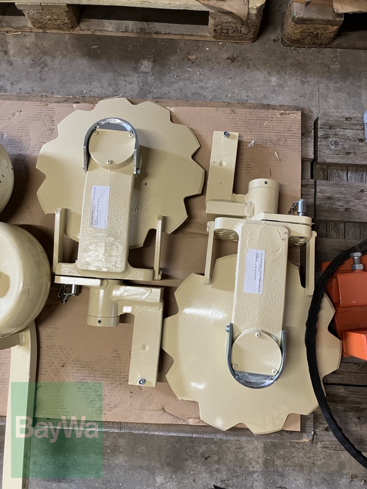 Sonstige Obsttechnik & Weinbautechnik du type Braun Scheibenpflug, Neumaschine en Volkach (Photo 1)