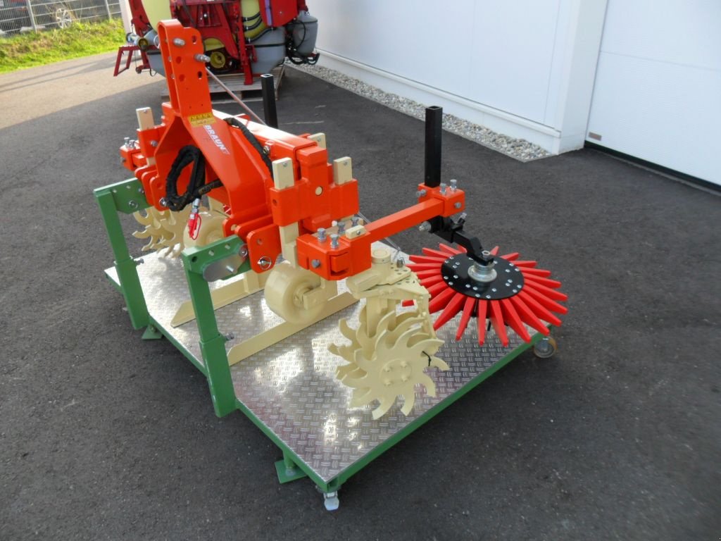 Sonstige Obsttechnik & Weinbautechnik типа Braun Universal-Kultivator-Rahmen UKR VARIO 2, Neumaschine в Harmannsdorf (Фотография 3)