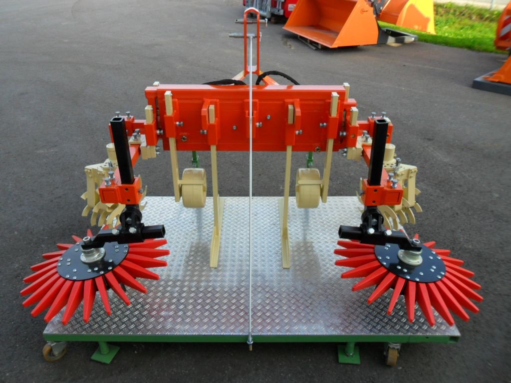 Sonstige Obsttechnik & Weinbautechnik типа Braun Universal-Kultivator-Rahmen UKR VARIO 2, Neumaschine в Harmannsdorf (Фотография 4)