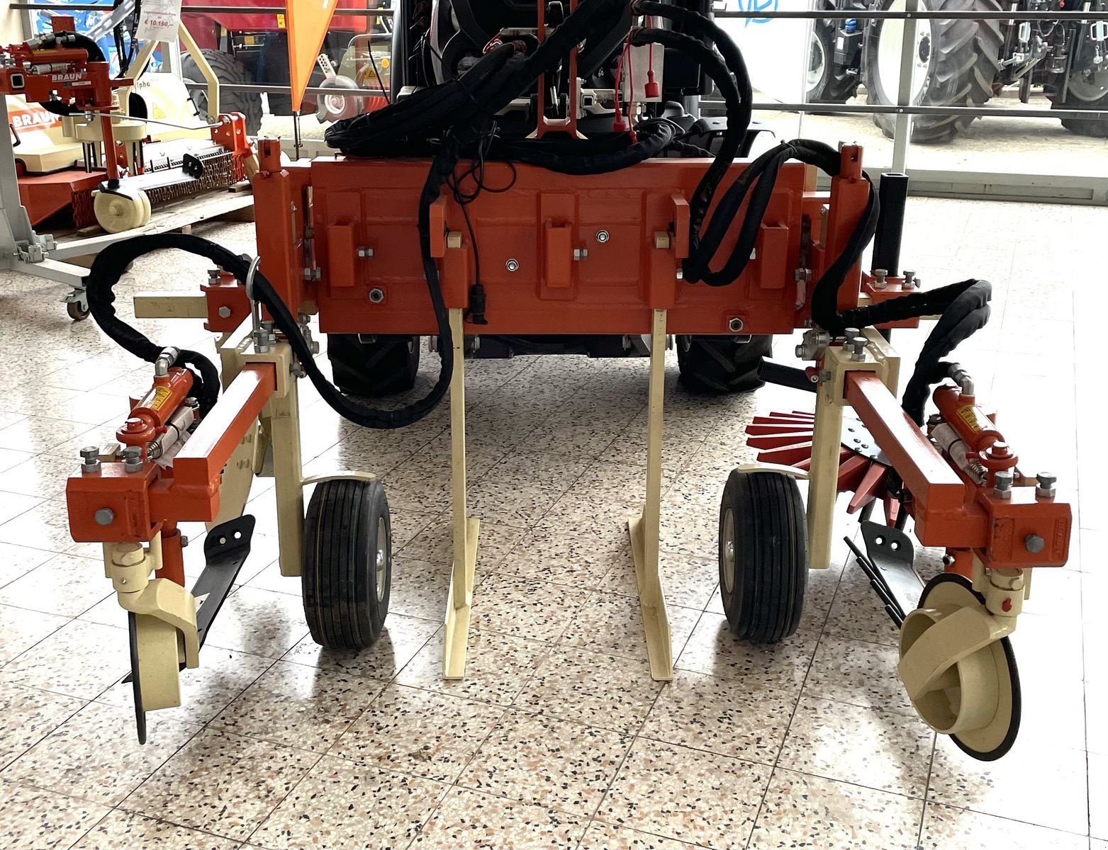 Sonstige Obsttechnik & Weinbautechnik des Typs Braun Verstellrahmen Vario II mit doppelt LUV Perfekt, Neumaschine in Harmannsdorf (Bild 2)