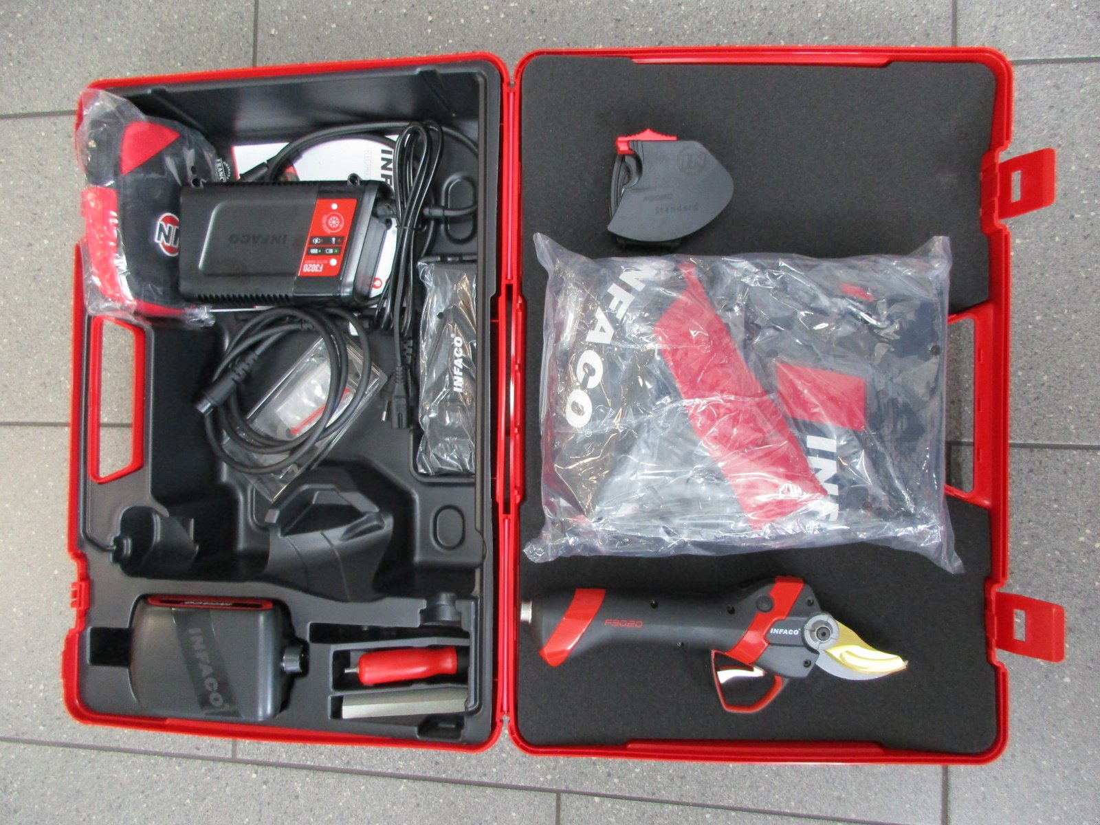 Sonstige Obsttechnik & Weinbautechnik des Typs Elektrocoup F3020, Neumaschine in Niederkirchen (Bild 1)