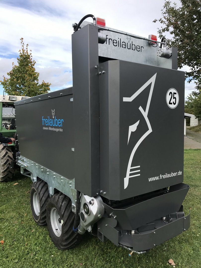 Sonstige Obsttechnik & Weinbautechnik typu Freilauber Weingartenstreuer Jumbo, Neumaschine v Gerasdorf (Obrázek 3)