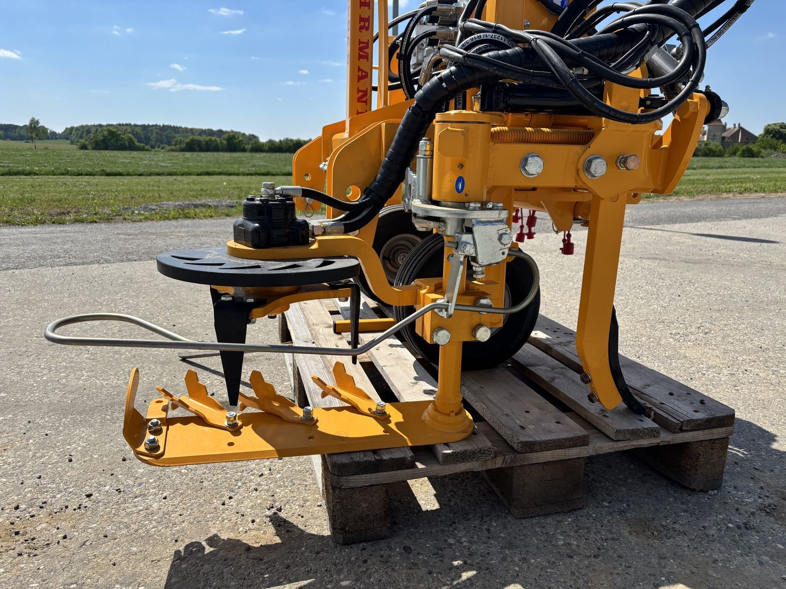 Sonstige Obsttechnik & Weinbautechnik des Typs Fuhrmann Stockräumgerät HDI2230, Neumaschine in Starrein (Bild 8)