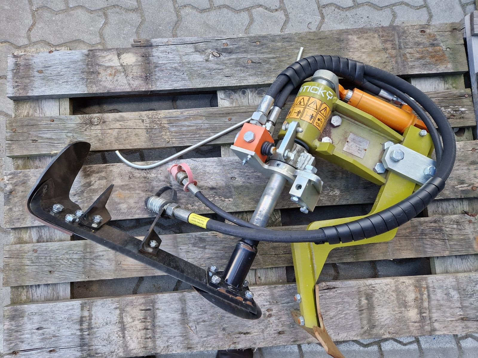 Sonstige Obsttechnik & Weinbautechnik of the type Ostraticky OSTRATICKY  Stockräumgerät NEU, Neumaschine in Obritzberg (Picture 1)