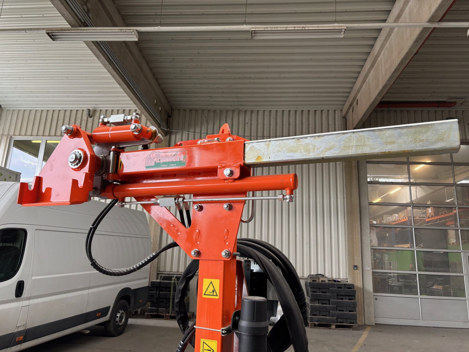 Sonstige Obsttechnik & Weinbautechnik des Typs Rinieri Hubmast Tower 1 PLUS, Neumaschine in Gerasdorf (Bild 5)