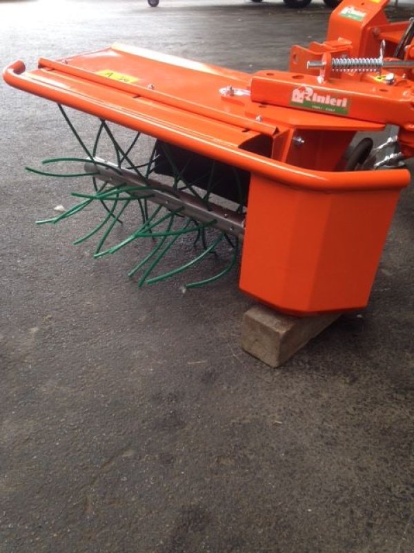 Sonstige Obsttechnik & Weinbautechnik Türe ait Rinieri SRV  Stockputzer an Rahmen Bio-Dynamic, Neumaschine içinde Gerasdorf (resim 2)