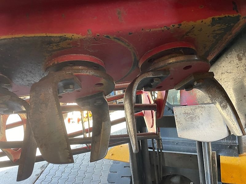 Sonstige Obsttechnik & Weinbautechnik van het type Sauerburger SKE / ELAN 1300 Kreiselegge 130cm Arbeitsbreite mit Vorgrubber Leckron und Walze, Gebrauchtmaschine in Niedernhausen OT Engenhahn (Foto 16)