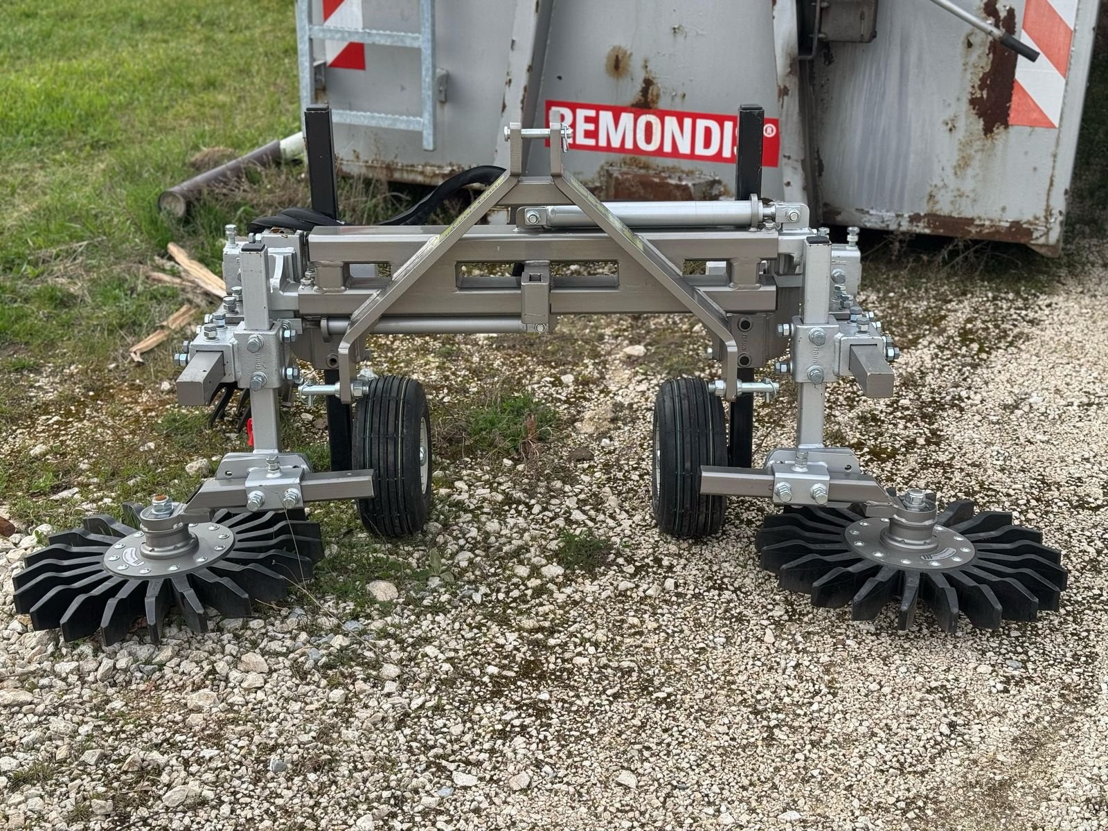 Sonstige Obsttechnik & Weinbautechnik van het type Sonstige Bähr Finger- & Rollfinger, Gebrauchtmaschine in Harmannsdorf-Rückersdorf (Foto 2)