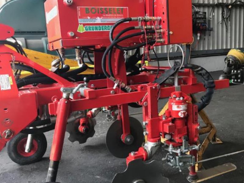 Sonstige Obsttechnik & Weinbautechnik του τύπου Sonstige Cadre complet pour désherbage mécanique, Gebrauchtmaschine σε Aesch