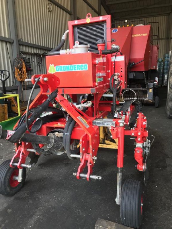 Sonstige Obsttechnik & Weinbautechnik a típus Sonstige Cadre complet pour désherbage mécanique, Gebrauchtmaschine ekkor: Aesch (Kép 3)