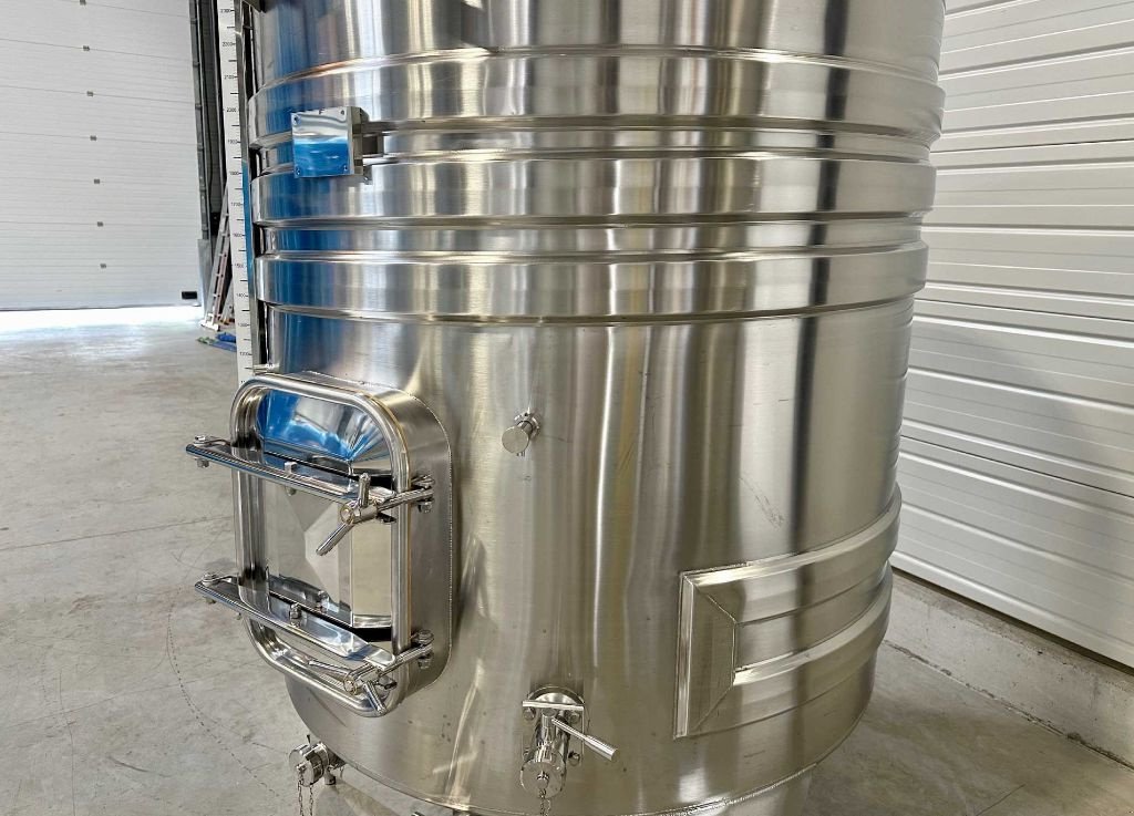 Sonstige Obsttechnik & Weinbautechnik des Typs Sonstige Cuve inox 316L - Circuit serpentin - Fond plat inc, Gebrauchtmaschine in Monteux (Bild 4)
