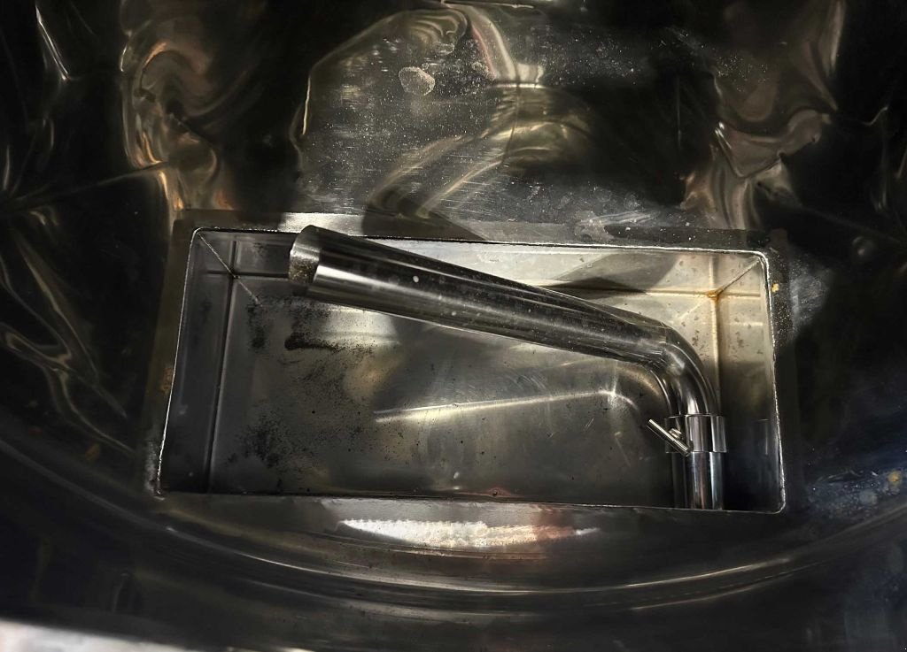 Sonstige Obsttechnik & Weinbautechnik des Typs Sonstige Cuve inox 316L - Circuit serpentin - Fond plat inc, Gebrauchtmaschine in Monteux (Bild 10)