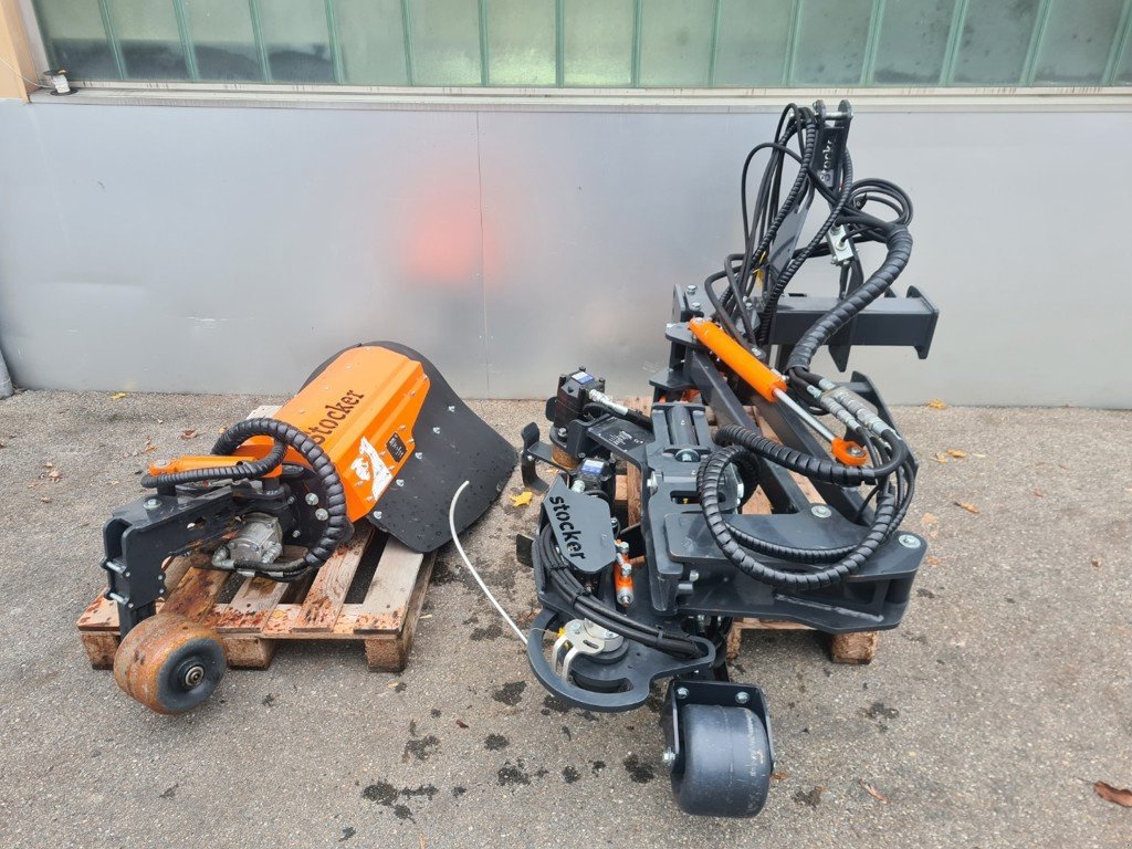 Sonstige Obsttechnik & Weinbautechnik typu Sonstige Geräteträger mit Fadengerät und Krümler einseitig, Vorführmaschine v Wilchingen (Obrázek 1)