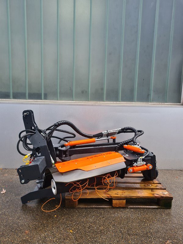 Sonstige Obsttechnik & Weinbautechnik typu Sonstige Geräteträger mit Fadengerät und Krümler einseitig, Vorführmaschine v Wilchingen (Obrázek 1)