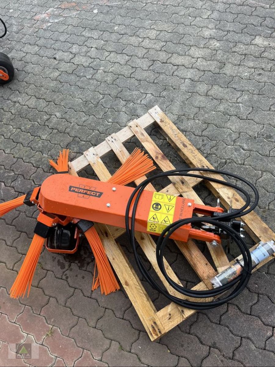 Sonstige Obsttechnik & Weinbautechnik типа Sonstige Perfect Reihenkehrer, Neumaschine в Markt Hartmannsdorf (Фотография 1)