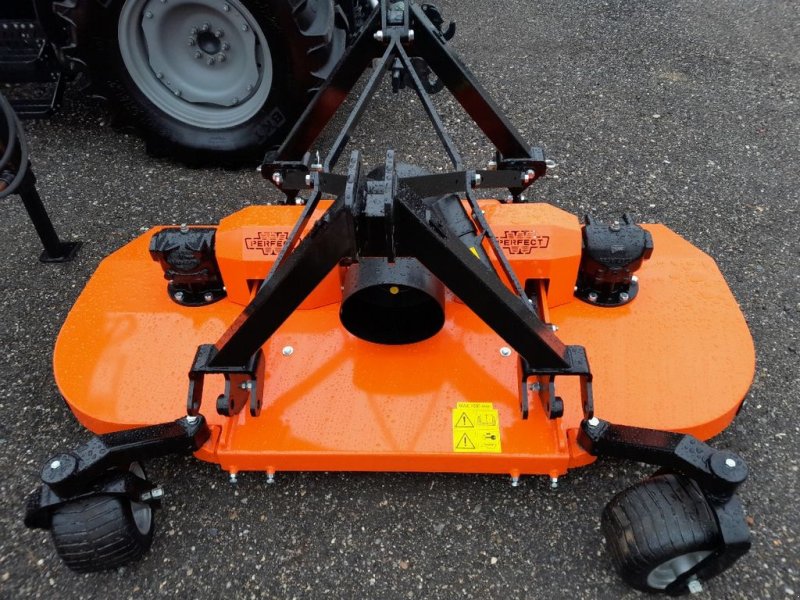 Sonstige Obsttechnik & Weinbautechnik a típus Sonstige T-Rex 200, Neumaschine ekkor: Kottingneusiedl (Kép 1)