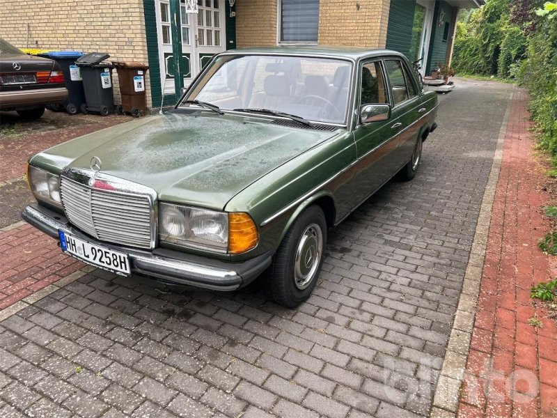 Sonstige Oldtimer vrste Mercedes-Benz 300 D, Gebrauchtmaschine v Düsseldorf (Slika 1)