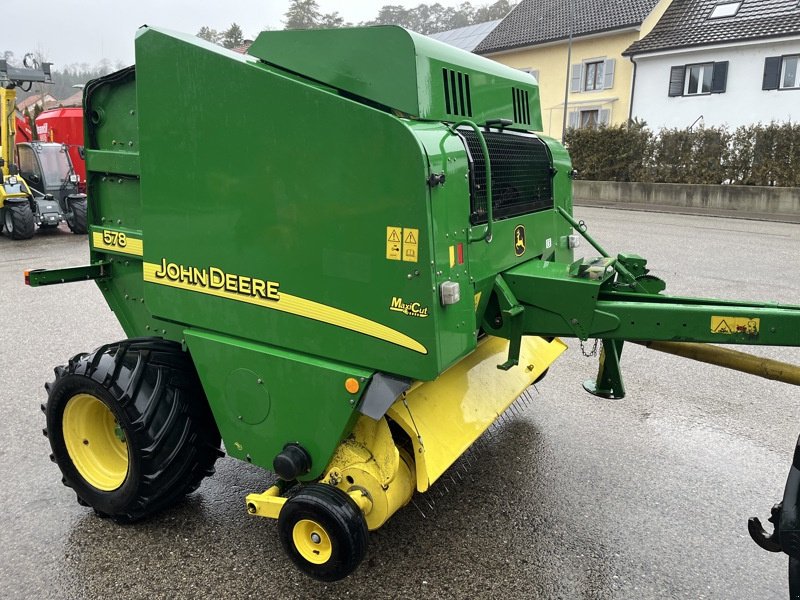 Sonstige Pressen des Typs John Deere 578, Gebrauchtmaschine in Courtedoux (Bild 1)