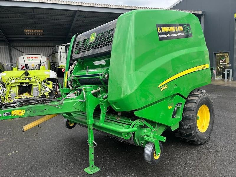 Sonstige Pressen typu John Deere 960, Gebrauchtmaschine v Domdidier (Obrázek 2)