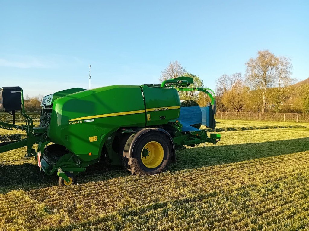 Sonstige Pressen типа John Deere C 441 R, Gebrauchtmaschine в Ersingen (Фотография 3)