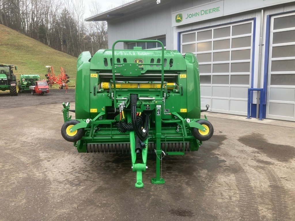 Sonstige Pressen des Typs John Deere C442R, Neumaschine in Eichberg (Bild 2)