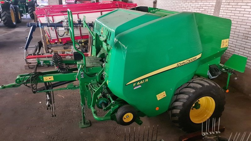 Sonstige Pressen typu John Deere F441R, Vorführmaschine v Altendorf (Obrázek 3)