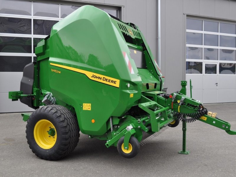 Sonstige Pressen van het type John Deere V452M variable, Neumaschine in Grolley (Foto 1)