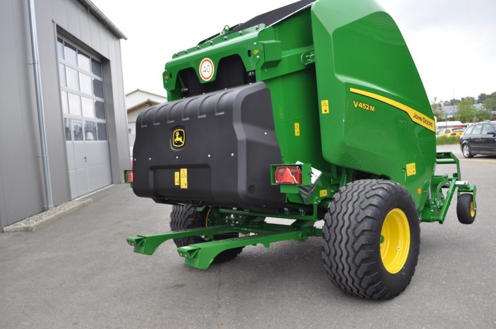 Sonstige Pressen typu John Deere V452M variable, Neumaschine v Grolley (Obrázok 3)