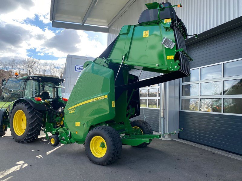 Sonstige Pressen des Typs John Deere V461M, Ausstellungsmaschine in Regensdorf (Bild 3)