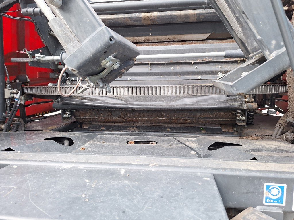 Sonstige Pressen typu Kuhn i-Bio+, Gebrauchtmaschine v Chur (Obrázek 6)