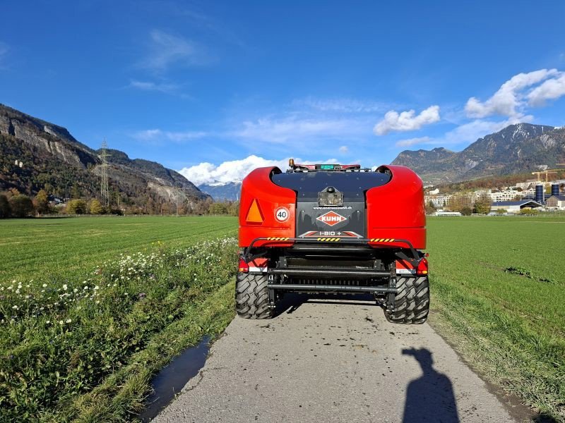 Sonstige Pressen typu Kuhn i-Bio+ 0C14 2021 Rundballenpresse, Gebrauchtmaschine v Chur (Obrázek 3)