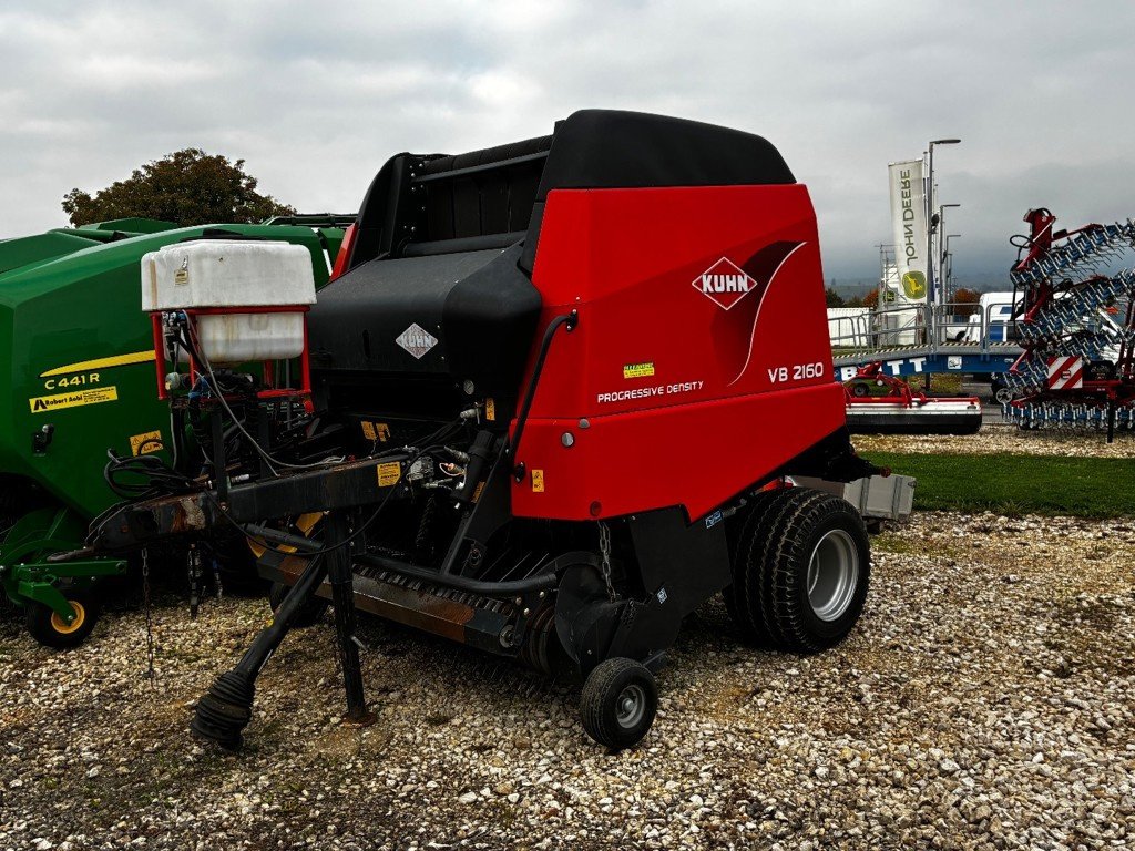 Sonstige Pressen Türe ait Kuhn VB 2160, Gebrauchtmaschine içinde Regensdorf (resim 4)
