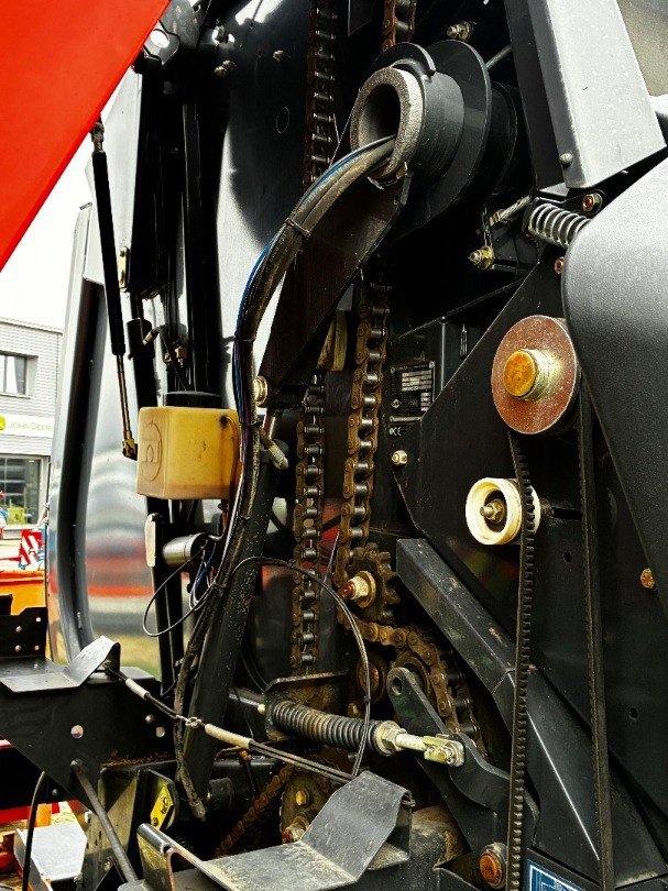 Sonstige Pressen Türe ait Kuhn VB 2160, Gebrauchtmaschine içinde Regensdorf (resim 6)