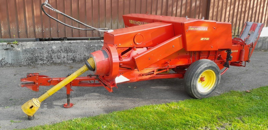 Sonstige Pressen Türe ait New Holland 276B, Gebrauchtmaschine içinde Schaan (resim 1)